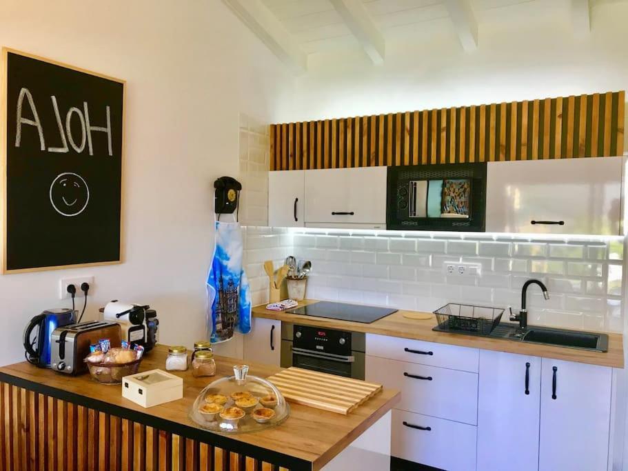 Casa Nueva En Vigo Rural Mos Con Jacuzzi Y Chimenea Para Escapada Romantica Понтеведра Екстериор снимка